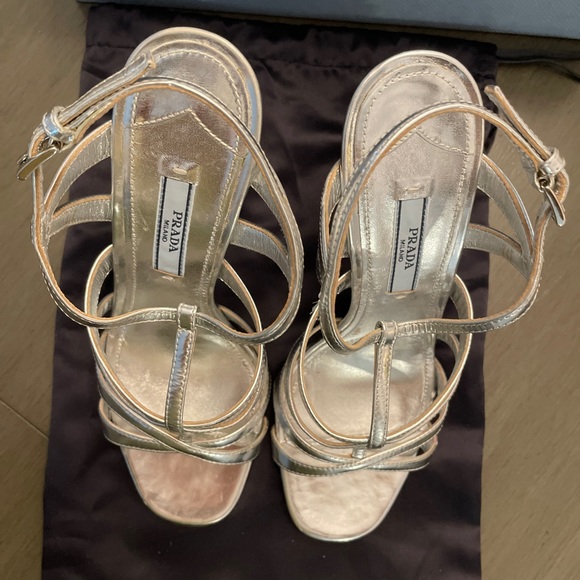 Prada Leather Metallic Silver Heels Sz 37 - Picture 2 of 10